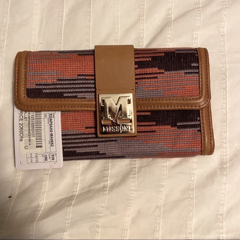 NWT AUTHENTIC‎ Missoni Wallet. Mint. Paid $285